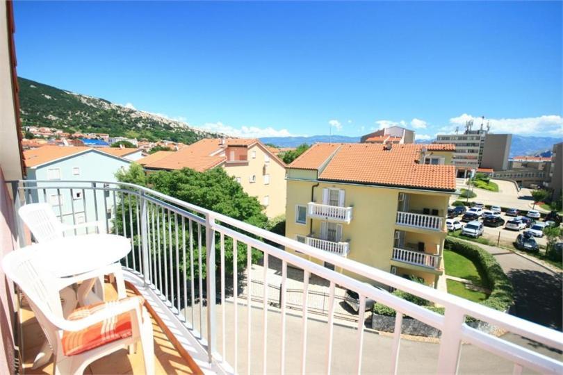 Beautiful Apartment Lovorka 6 , Baska, Krk Экстерьер фото