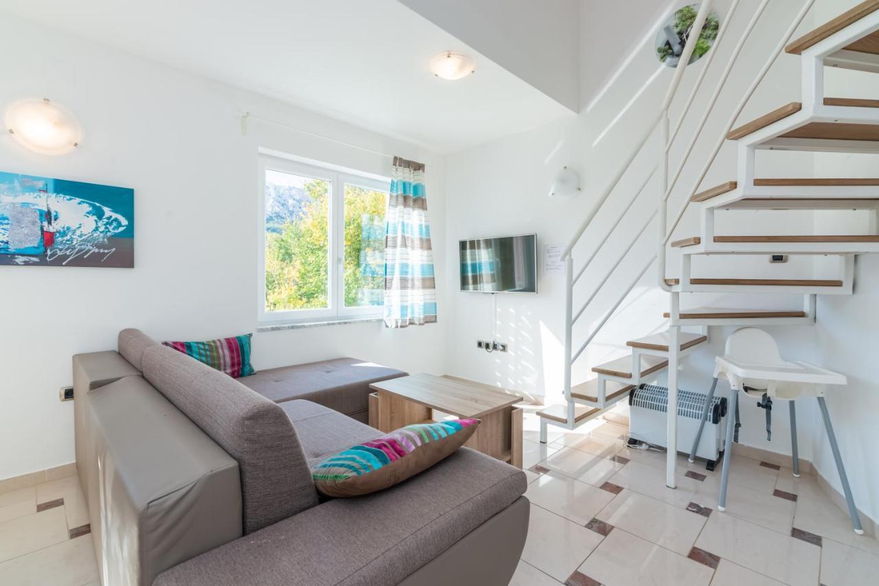 Beautiful Apartment Lovorka 6 , Baska, Krk Экстерьер фото